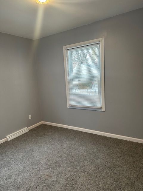 empty room with carpet