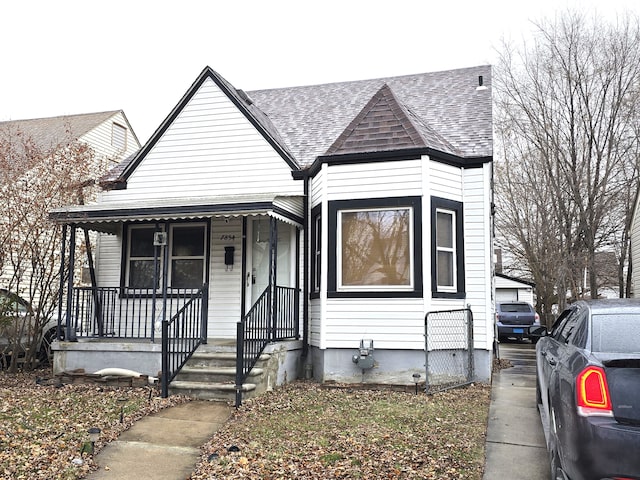 view of front of house with covered porch