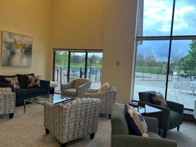1622 Brentwood Dr, Troy, MI 48098 - living room with a high ceiling