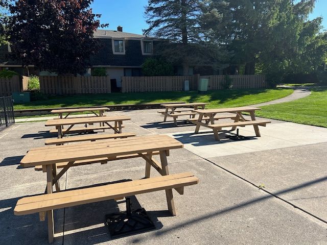 1622 Brentwood Dr, Troy, MI 48098 - view of community with a patio