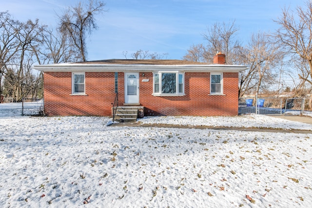 view of front of property