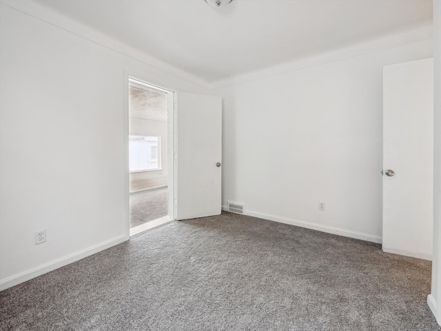 empty room with carpet