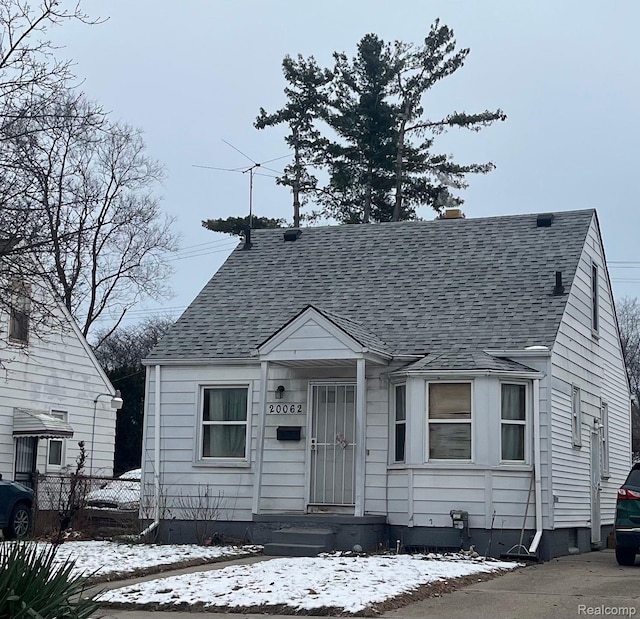 20062 Waltham St, Detroit, MI 48205 - view of front of home with roof with shingles