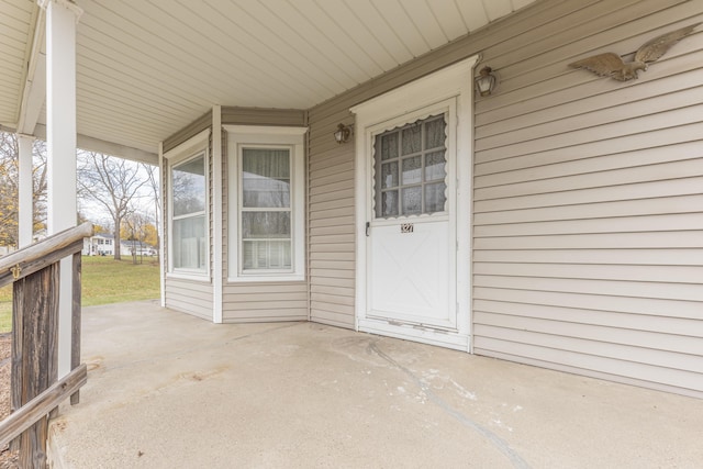 view of property entrance