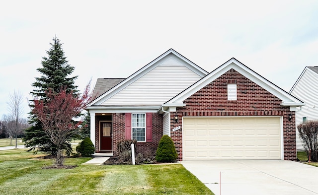 view of front of home with a front lawn