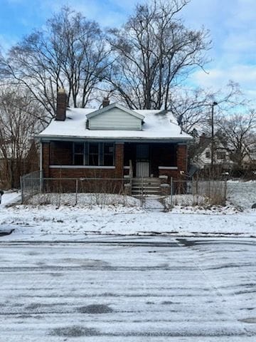 view of front of house with covered porch