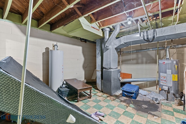 basement featuring gas water heater and heating unit