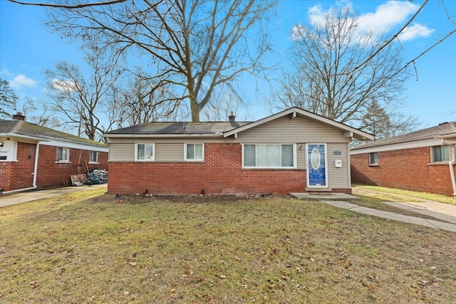 view of front of house with a front yard