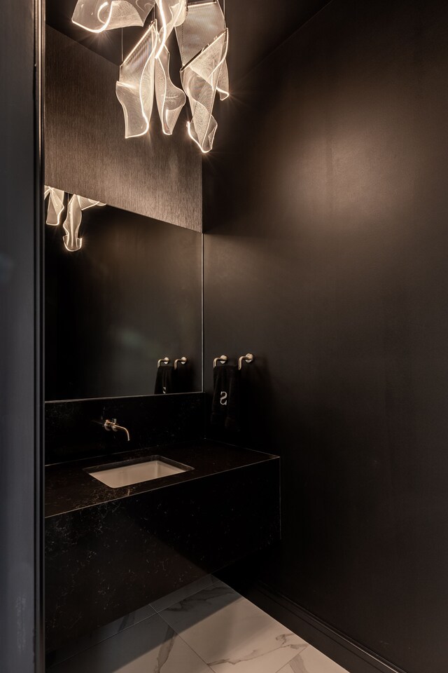 4380 The Heights Blvd, Rochester, MI 48306 - room details with vanity and indoor wet bar