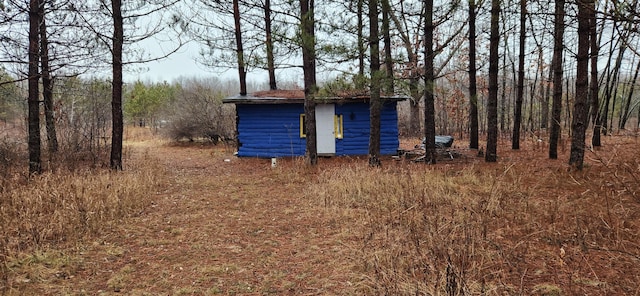 view of outdoor structure