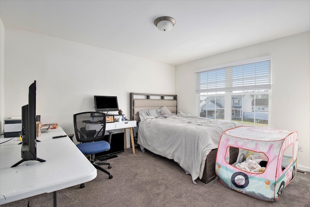 bedroom featuring carpet flooring