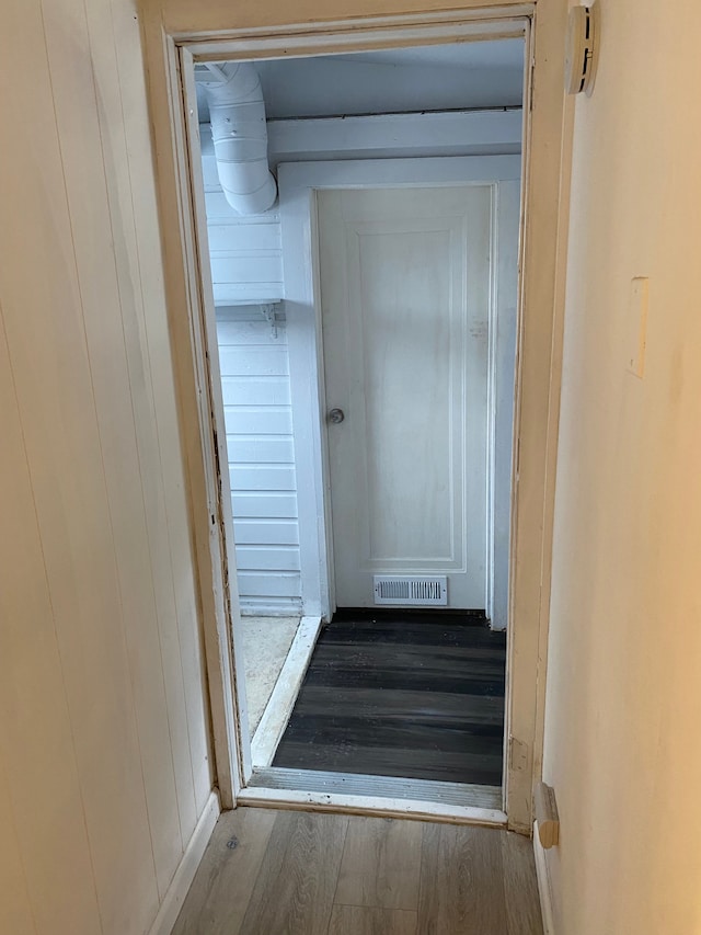 1095 Harding Dr, Grand Blanc, MI 48507 - doorway featuring wood finished floors