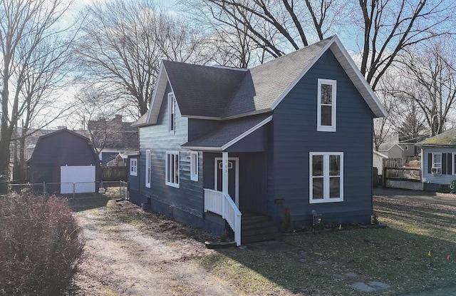 view of front of property