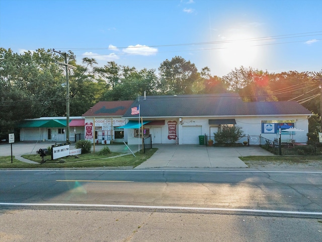2639 S 3rd St, Niles, MI 49120 - photo 1
