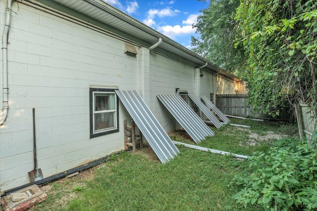 2639 S 3rd St, Niles, MI 49120 - exterior space