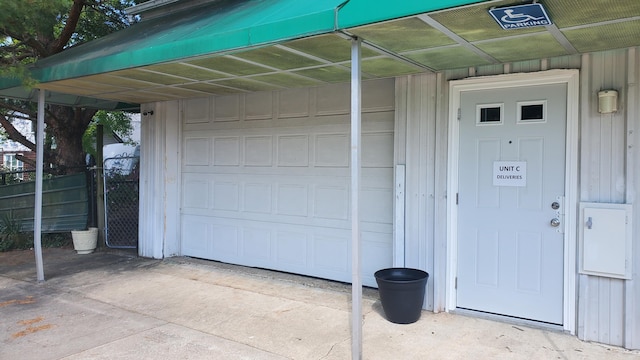 2639 S 3rd St, Niles, MI 49120 - view of garage