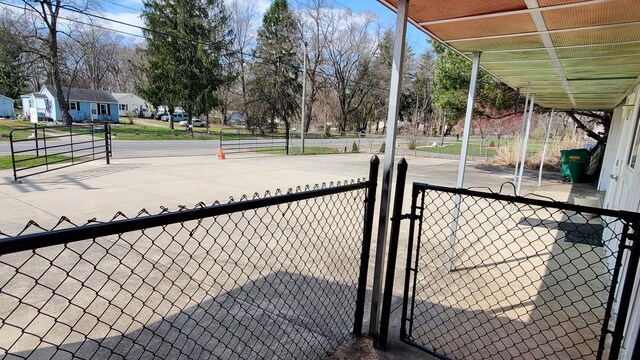 2639 S 3rd St, Niles, MI 49120 - view of sport court