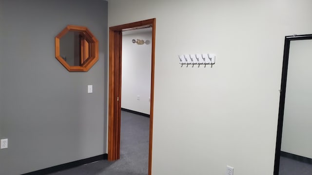 2639 S 3rd St, Niles, MI 49120 - view of hallway