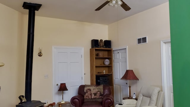 2639 S 3rd St, Niles, MI 49120 - living area featuring ceiling fan