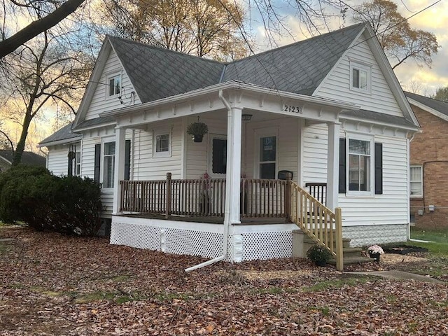 view of front of house with covered porch