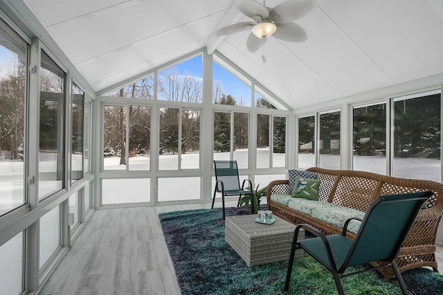 sunroom / solarium with vaulted ceiling and ceiling fan