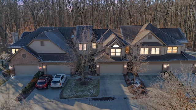 view of front facade with a garage