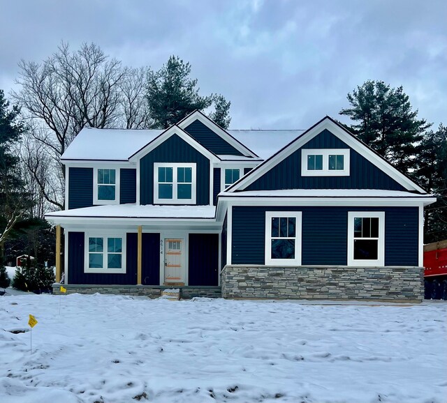 view of front of property with covered porch