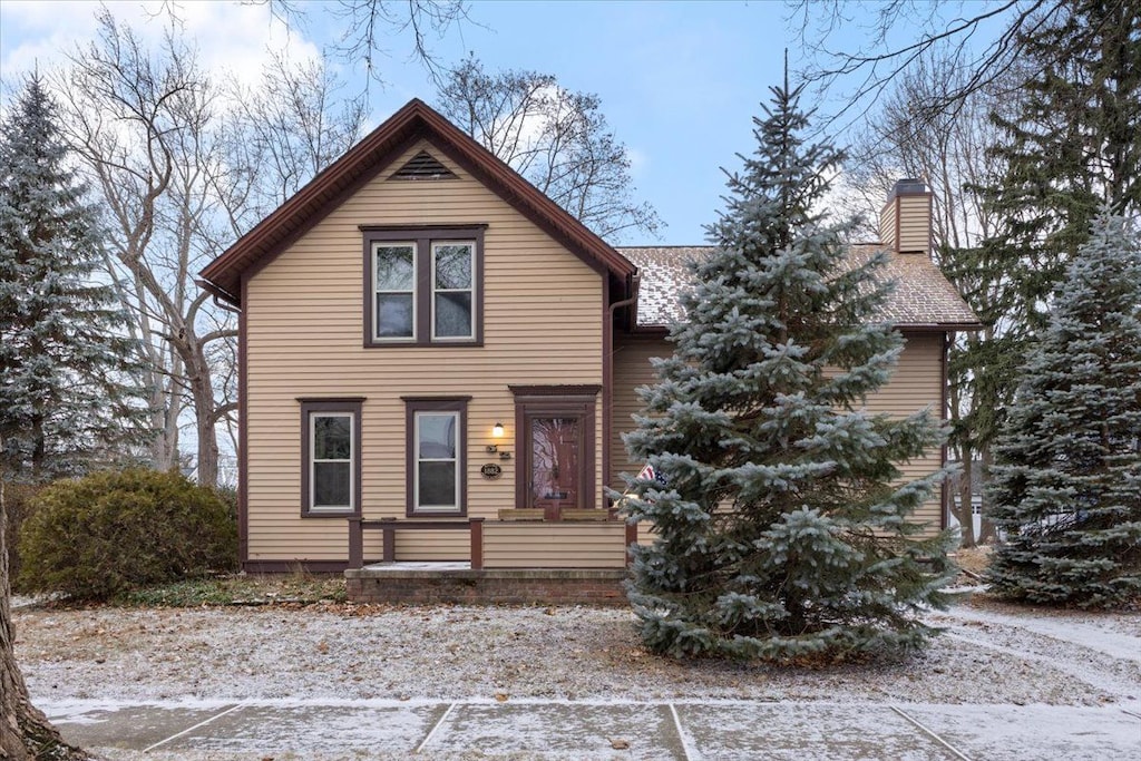 view of front of home