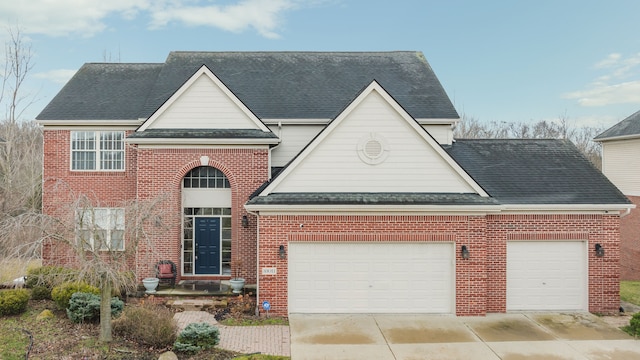 view of front of property featuring a garage