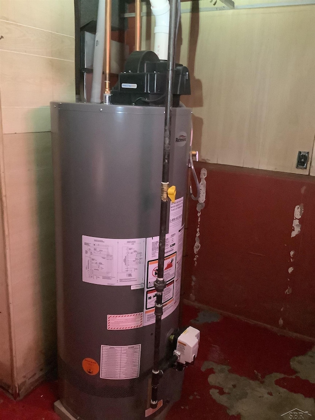 4135 Gallagher St, Saginaw, MI 48601 - utilities with gas water heater