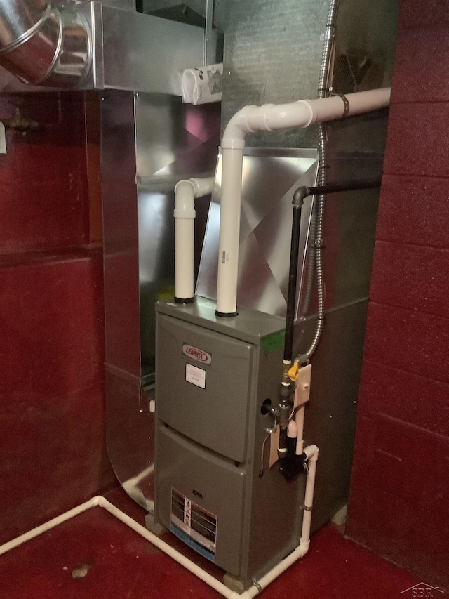 4135 Gallagher St, Saginaw, MI 48601 - view of utility room