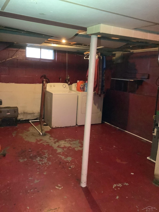 4135 Gallagher St, Saginaw, MI 48601 - basement featuring washer and clothes dryer