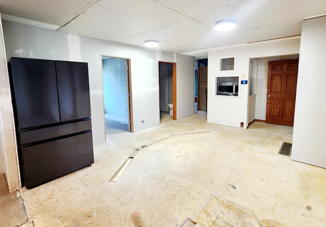 13910 M 40th Hwy, Gobles, MI 49055 - view of unfurnished room