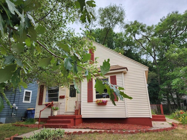 view of front of house