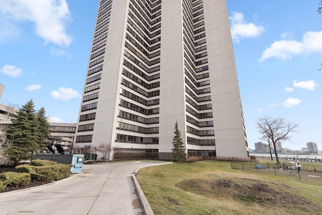 1001 W Jefferson Ave Unit 17H, Detroit MI, 48226, 1 bedrooms, 1 bath condo for sale