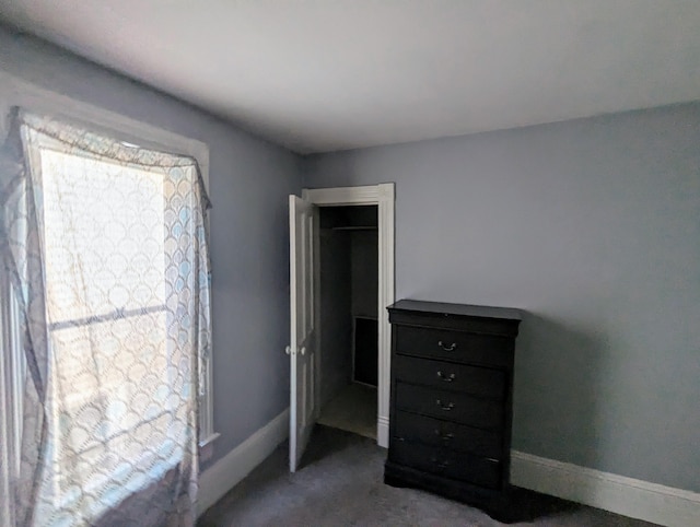 unfurnished bedroom featuring a closet