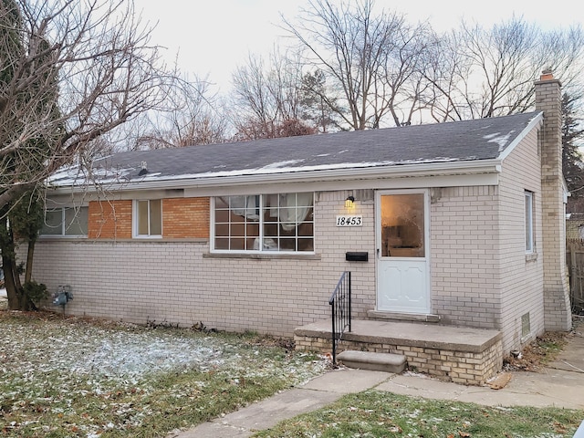 view of front of property