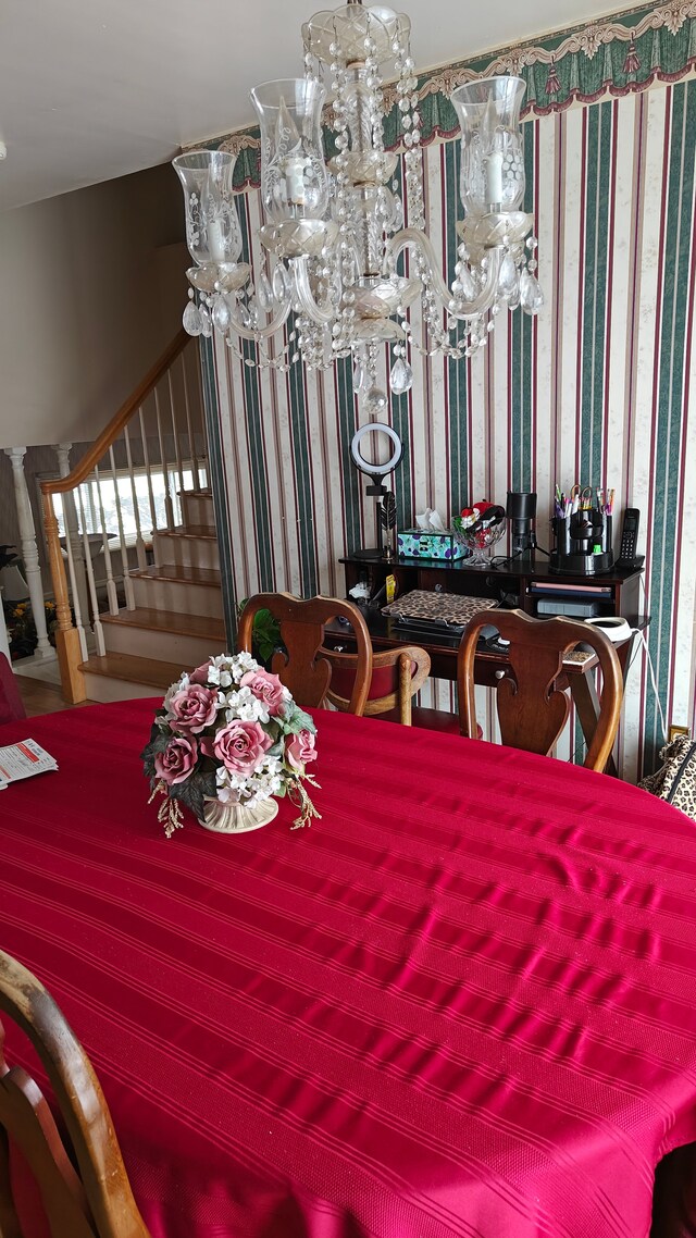 3624 Evergreen Pkwy, Flint, MI 48503 - dining room featuring bar