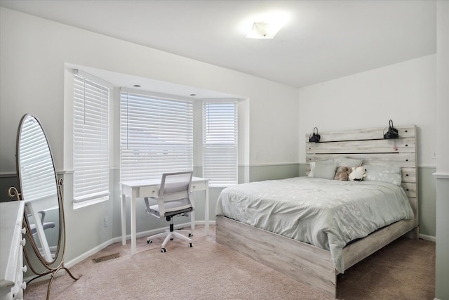 bedroom with carpet flooring