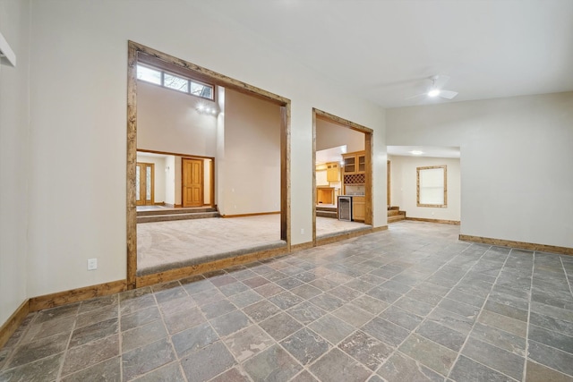 empty room with ceiling fan