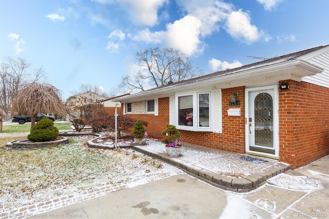 8268 Doncaster Dr, Sterling Heights, MI 48312 - view of front of property featuring brick siding