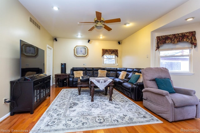 8268 Doncaster Dr, Sterling Heights, MI 48312 - living area featuring ceiling fan, light wood-style flooring, and recessed lighting