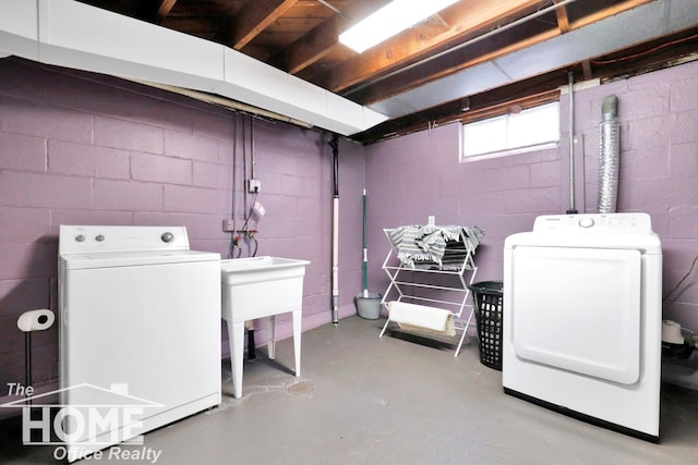 laundry room featuring independent washer and dryer