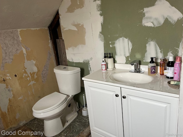 1636 Fullerton St, Detroit, MI 48238 - bathroom with toilet and vanity