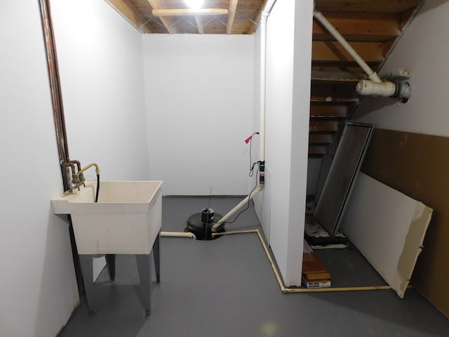 basement with sink