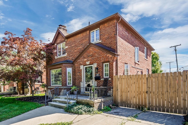 view of front of house featuring covered porch