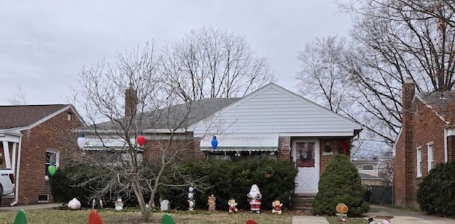 view of front of house