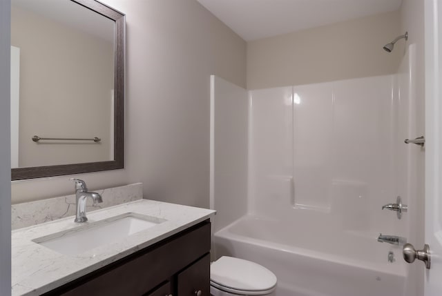 704 Eden St, Kingsley, MI 49649 - full bath featuring vanity and tub / shower combination
