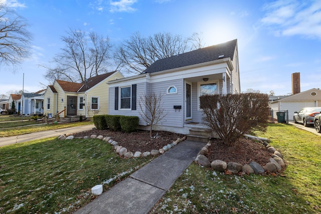 view of front of house featuring a front yard