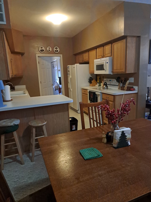 dining space with sink